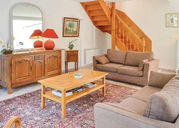 3 Bedroom Stunning In Roisel