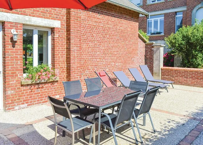 3 Bedroom Stunning In Casa vacanze